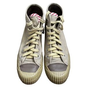 Visvim Women’s High Top Sneakers (US 7)